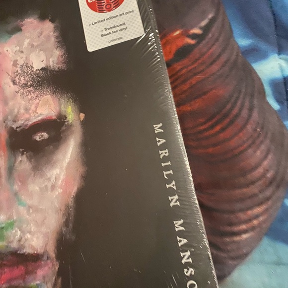 Marilyn Manson “We Are Chaos” :: Target Exclusive Vinyl +Limited Edition Art - Picture 2 of 4